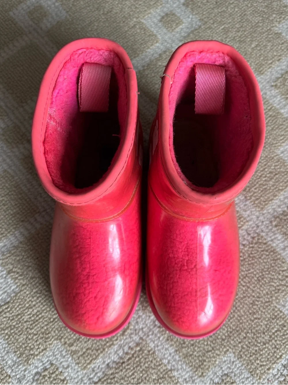 UGG Classic Clear Mini Waterproof Translucent Boots Hot Pink Kids Size 1